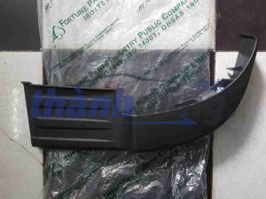 Ốp cản sau Toyota Hilux