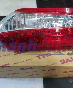 ĐÈN HẬU MIẾNG TRONG TOYOTA ALTIS-8158102550