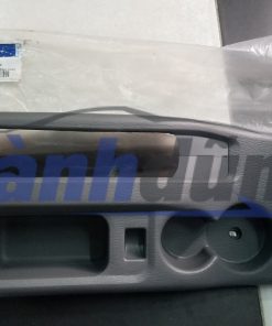 KHAY ĐỂ ĐỒ TRONG XE HYUNDAI HD65, HD72, HD78-833505H001TH