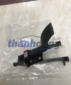 BÀN ĐẠP CHÂN GA LIỀN CẢM BIẾN HYUNDAI PORTER 2