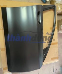 CÁNH CỬA TRƯỚC MERCEDES C63