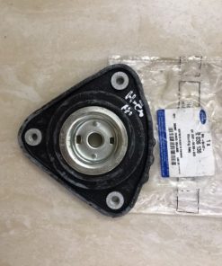 bát bèo giảm xóc ford focus 2008