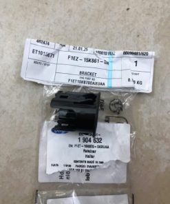 GIÁ ĐỠ CAM XE LÙI FORD FOCUS 2020 | BM5Z15K861AC