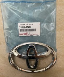 logo ca lăng toyota raize a251 2023 | 75311-bz400