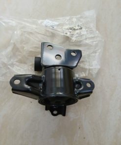 CHÂN TREO HỘP SỐ XE HYUNDAI TUCSON IX35 | 218302S000