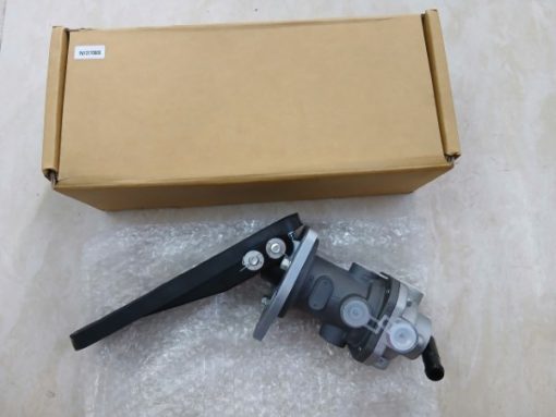 BÀN ĐẠP PHANH HYUNDAI HD700 | 593107C000