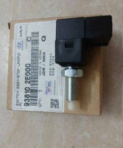 CÔNG TẮC CHÂN PHANH HYUNDAI I10 2008-2013 | 938102E000