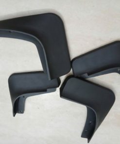 CHẮN BÙN BÁNH SAU PHẢI HYUNDAI CRETA | 86832A0000